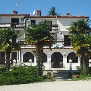 apartments-lav.in-istria.net/