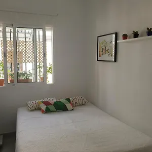 Apto. Planta Baja Y Cochera Barrio San Basilio , Cordoue Espagne